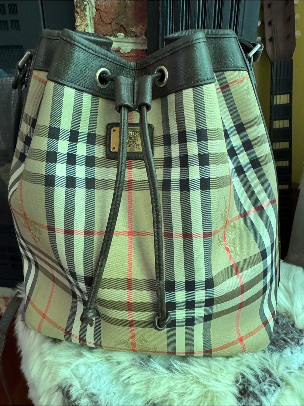 Burberrys vintage bucket bag
